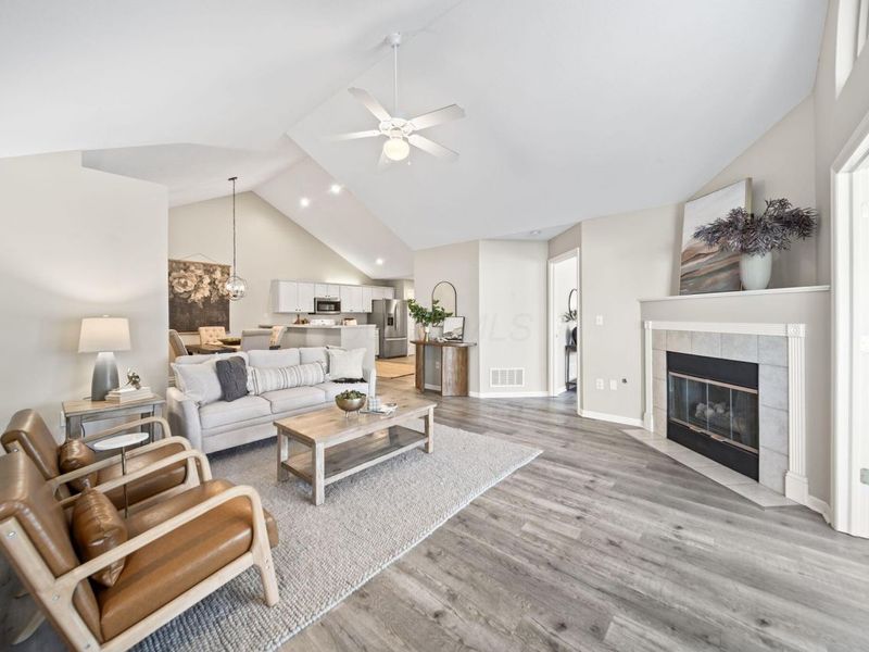 131 Stonegate Drive , Pataskala, OH 43062 Photo 3