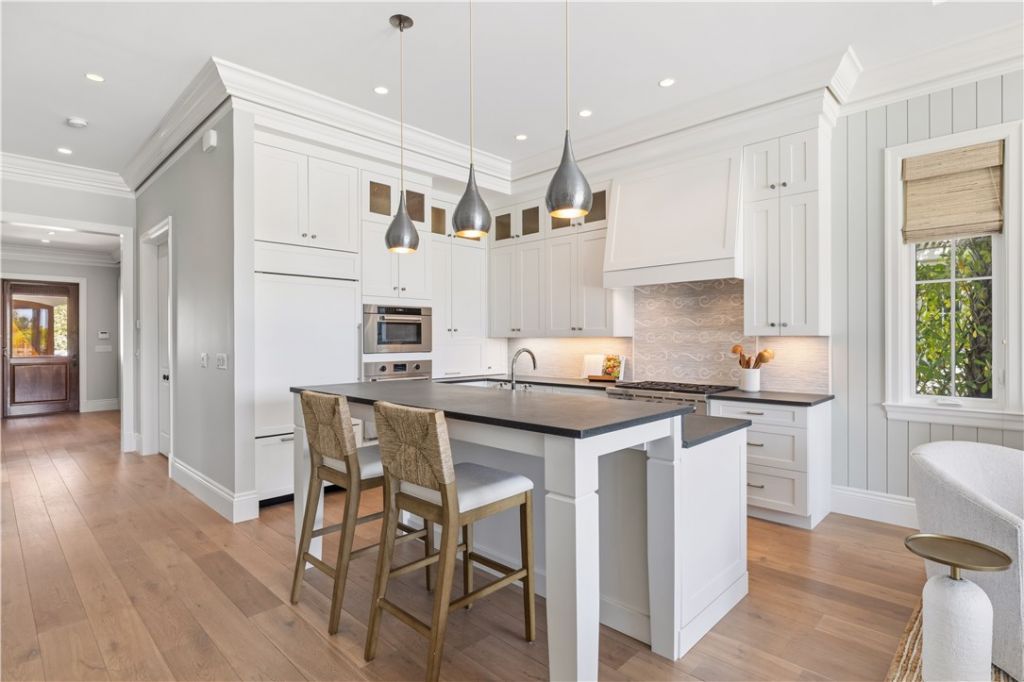 21 Royal Palm Pointe, Unit C, Vero Beach, FL 32960 Photo