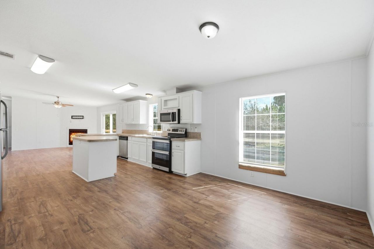 299 Cayenne Street, Interlachen, FL 32148 Photo