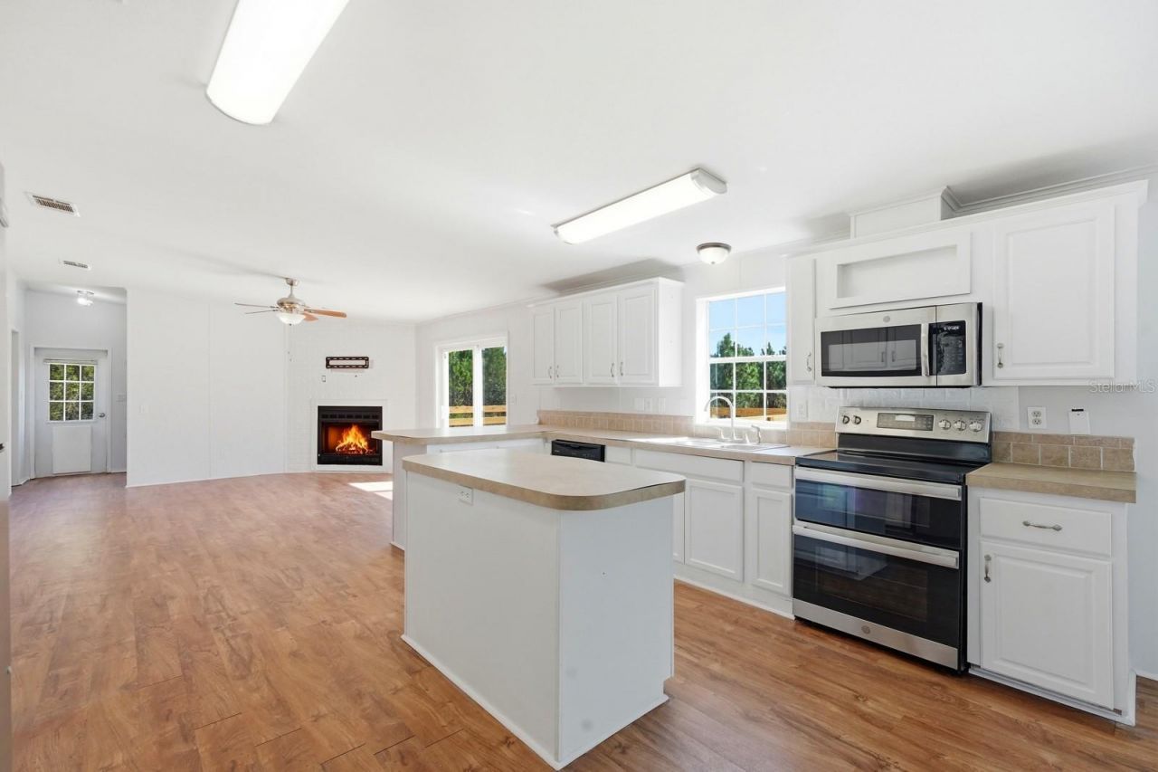 299 Cayenne Street, Interlachen, FL 32148 Photo