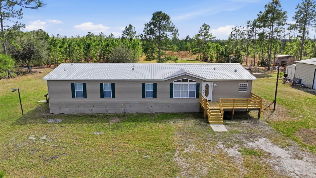 299 Cayenne Street, Interlachen, FL 32148 Photo