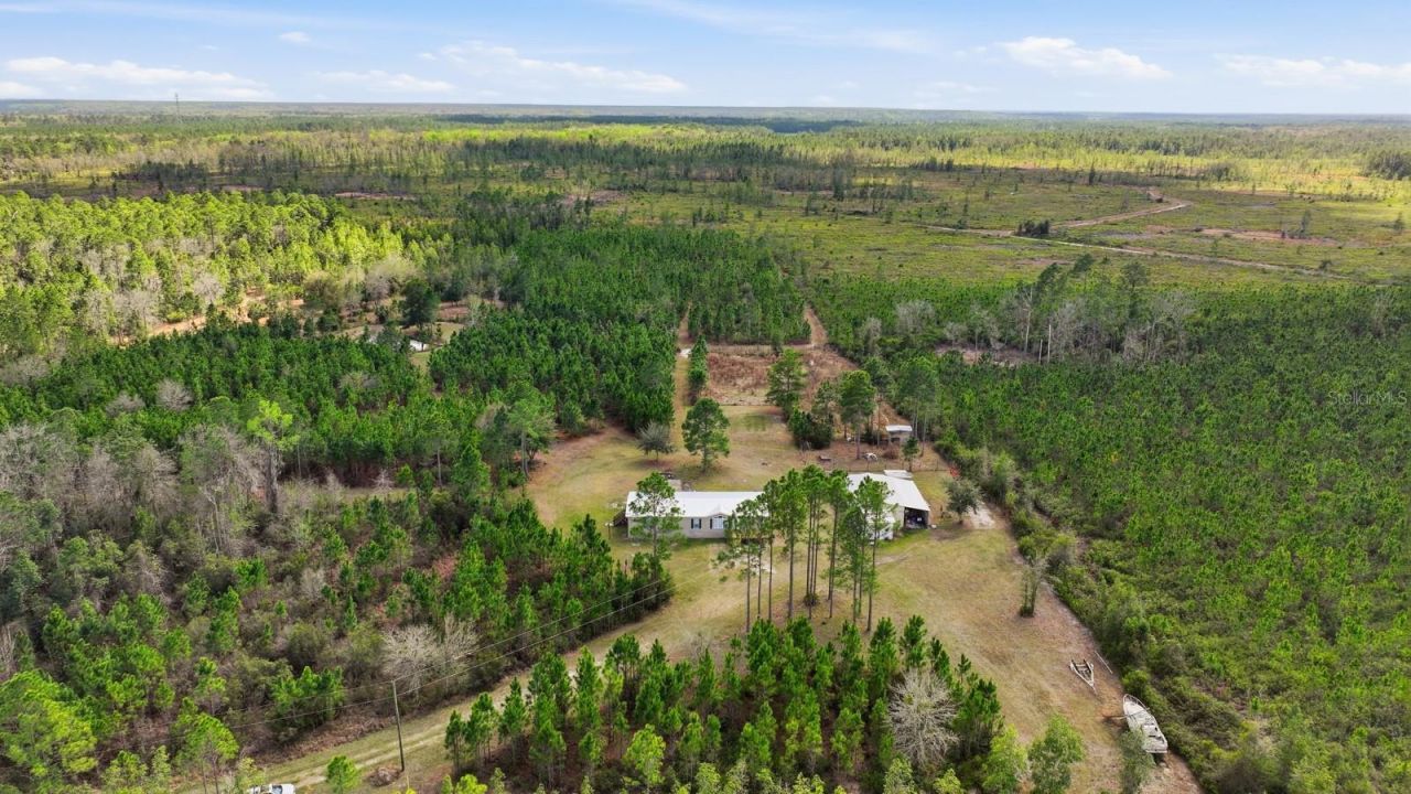 299 Cayenne Street, Interlachen, FL 32148 Photo