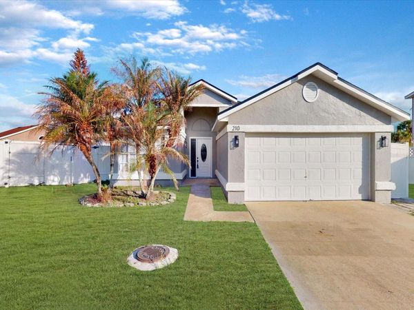 210 CORAL REEF CIRCLE , KISSIMMEE, FL 34743