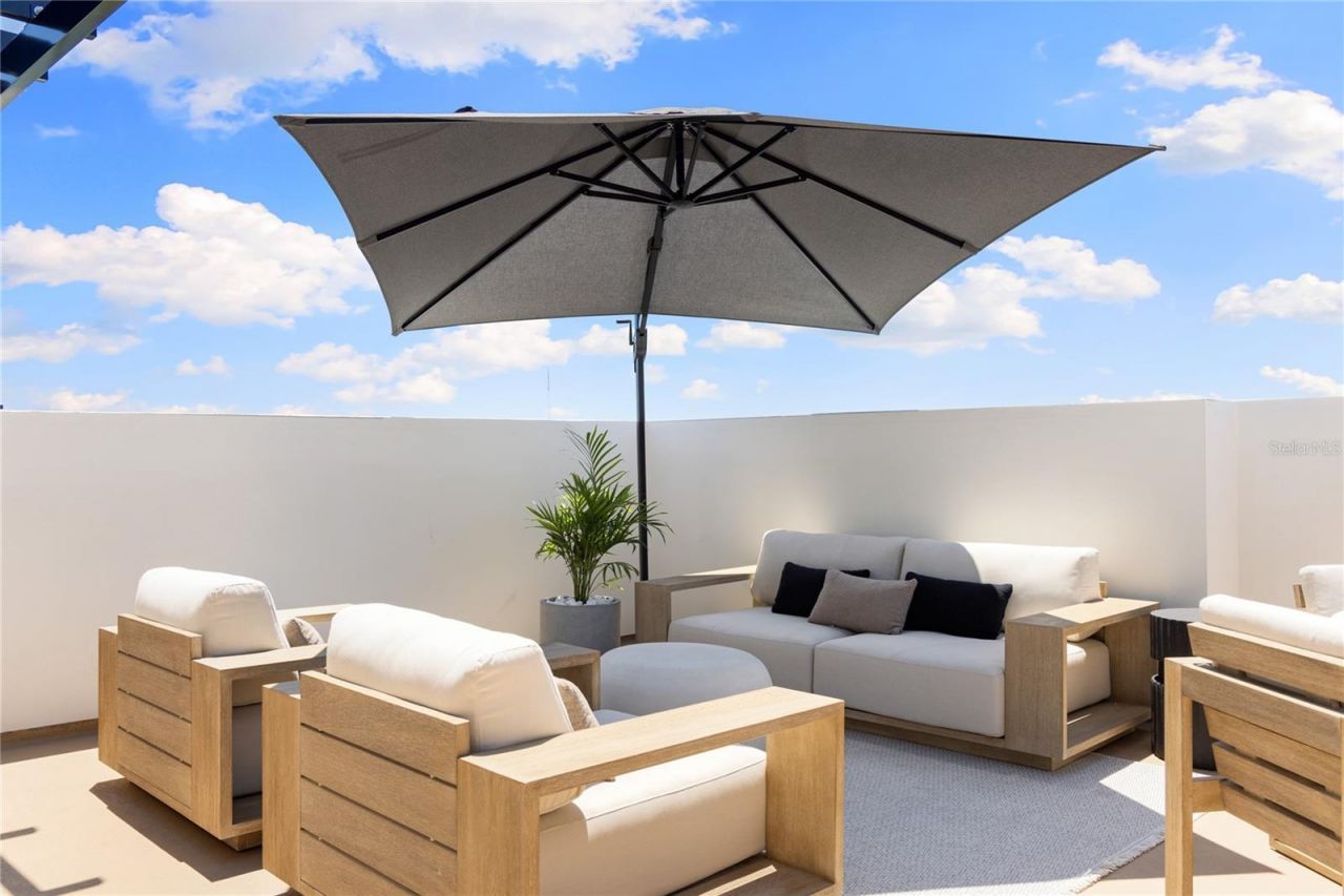 10351 2nd Street N, Saint Petersburg, FL 33716 Photo