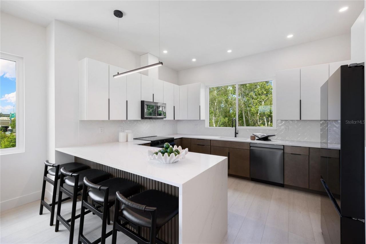 10351 2nd Street N, Saint Petersburg, FL 33716 Photo