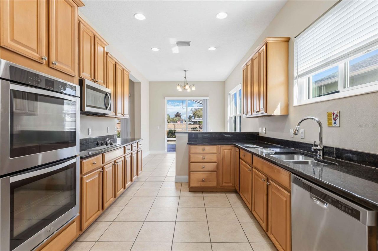 3736 Summerwind Circle, Bradenton, FL 34209 Photo