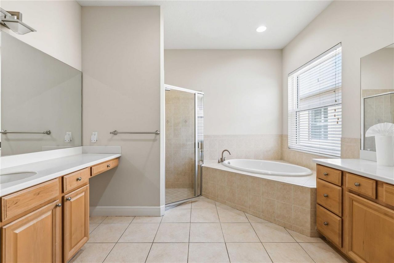 3736 Summerwind Circle, Bradenton, FL 34209 Photo