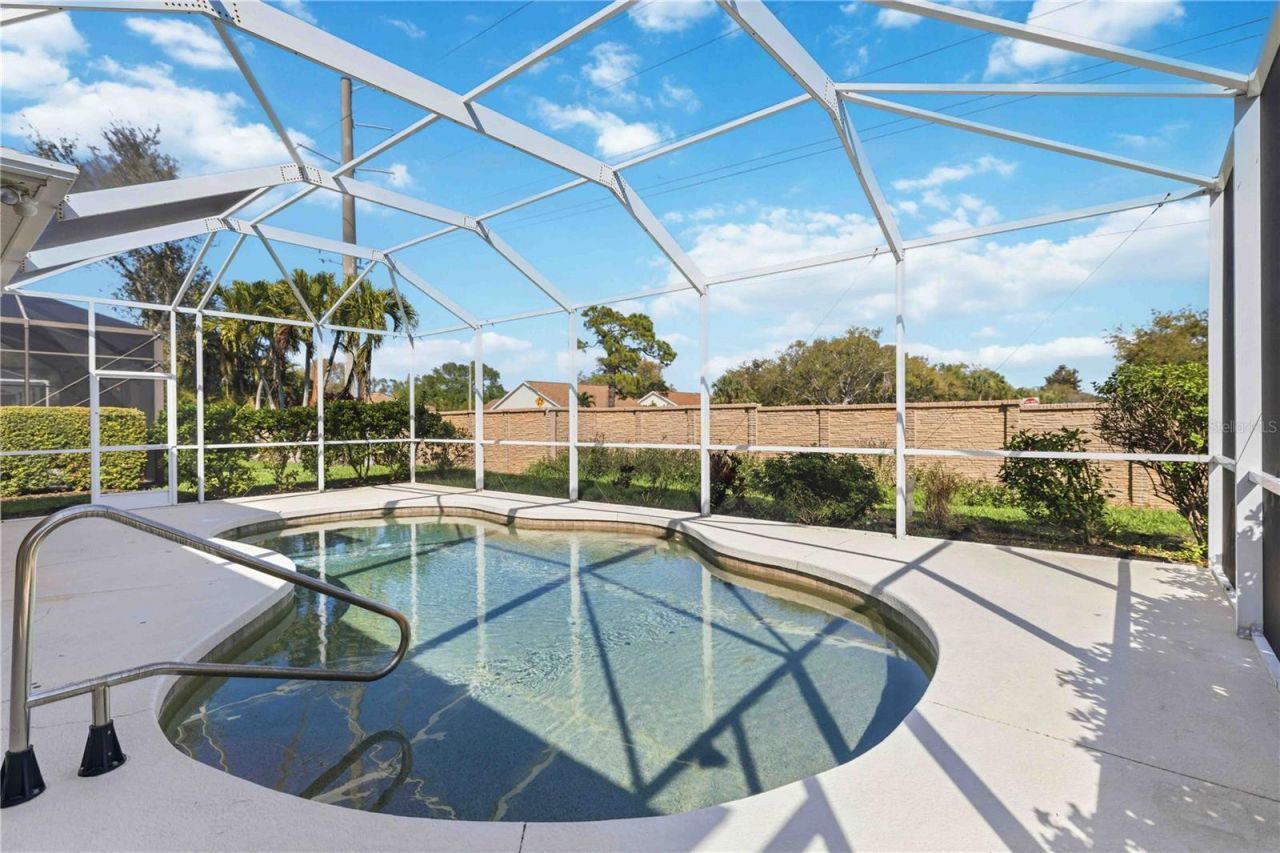 3736 Summerwind Circle, Bradenton, FL 34209 Photo