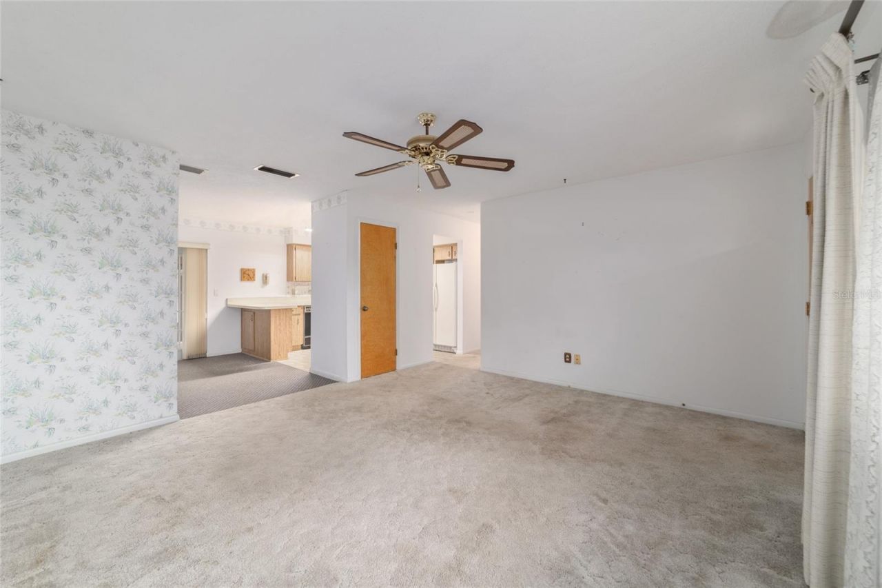 10496 SE Sunset Harbor Road, Summerfield, FL 34491 Photo