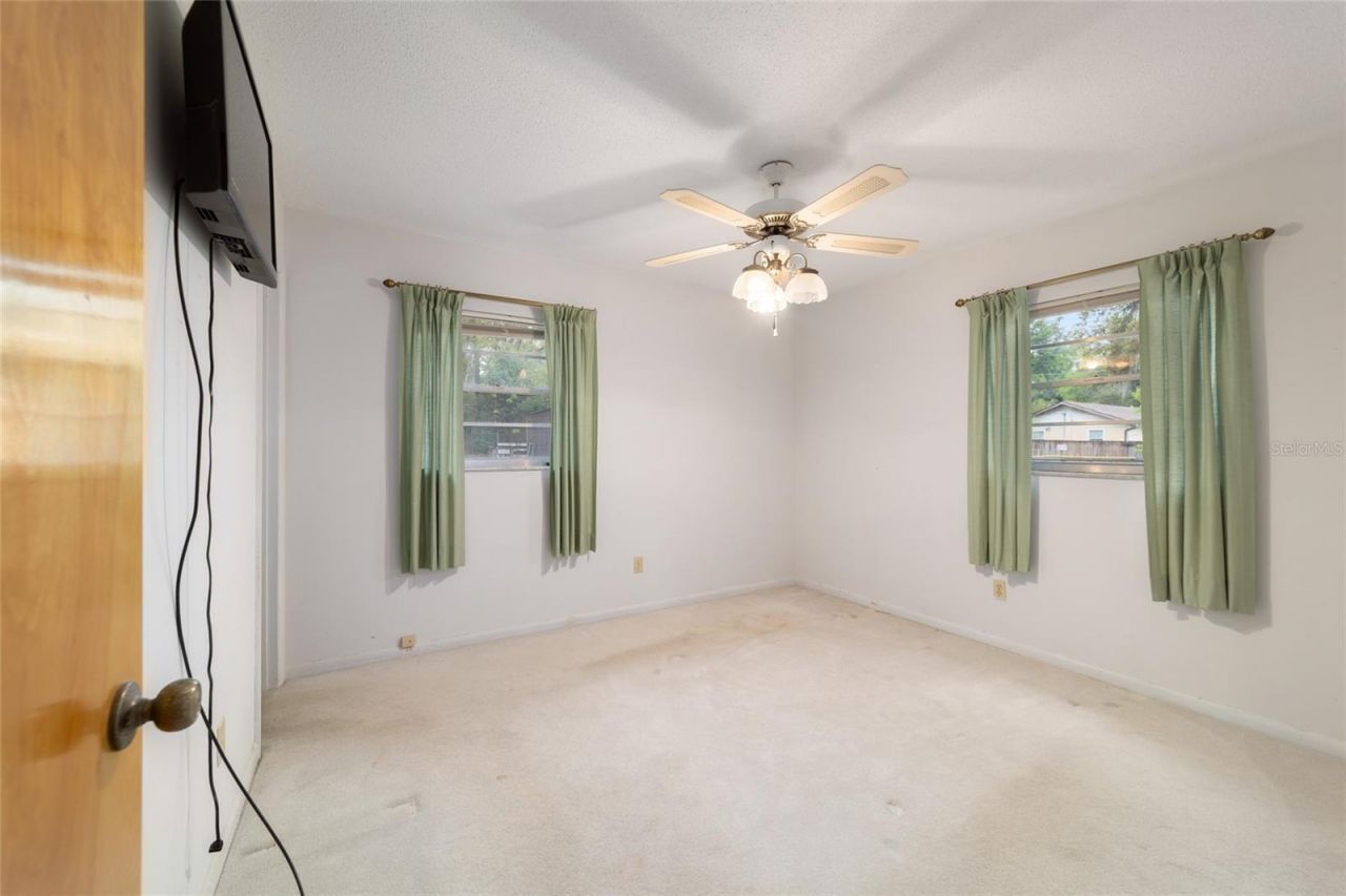 10496 SE Sunset Harbor Road, Summerfield, FL 34491 Photo