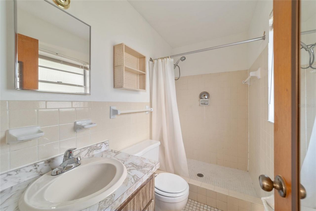 10496 SE Sunset Harbor Road, Summerfield, FL 34491 Photo