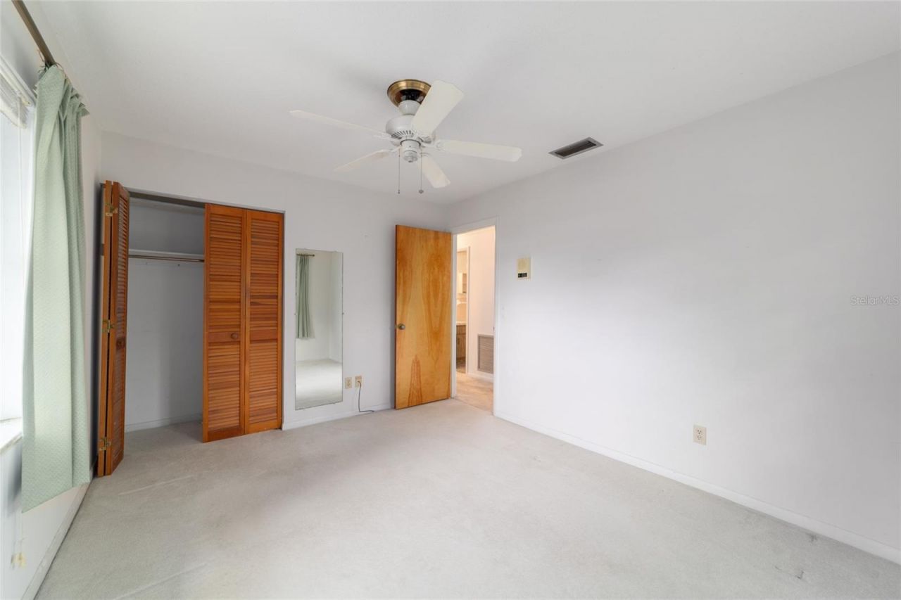 10496 SE Sunset Harbor Road, Summerfield, FL 34491 Photo