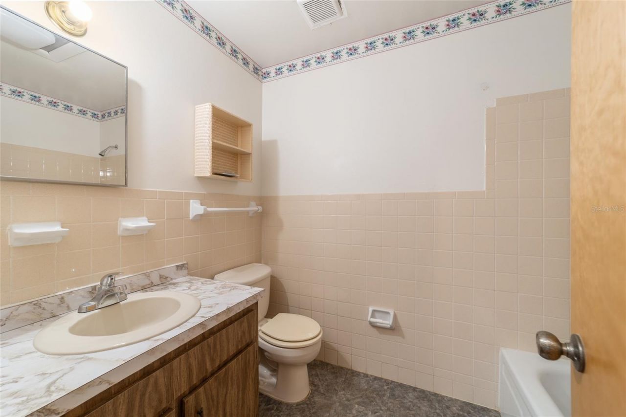 10496 SE Sunset Harbor Road, Summerfield, FL 34491 Photo