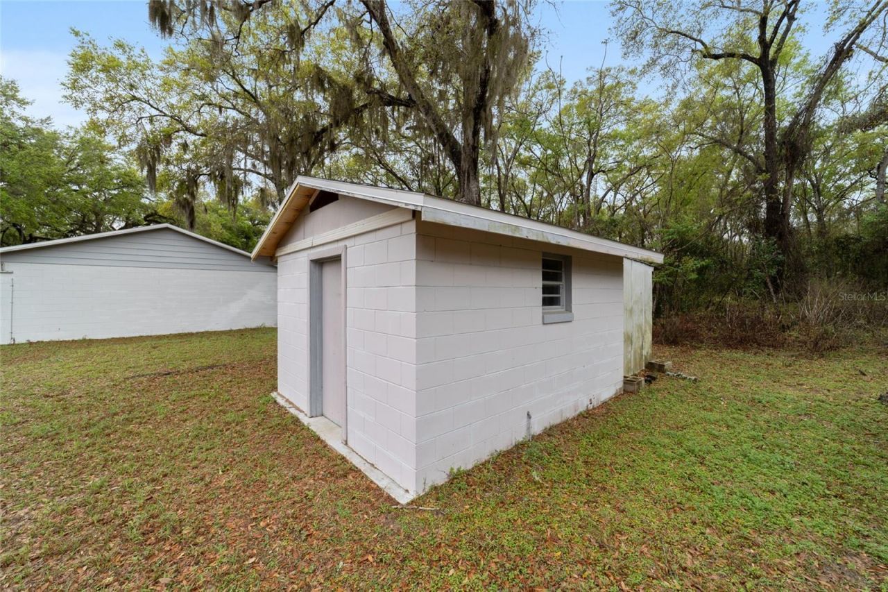 10496 SE Sunset Harbor Road, Summerfield, FL 34491 Photo