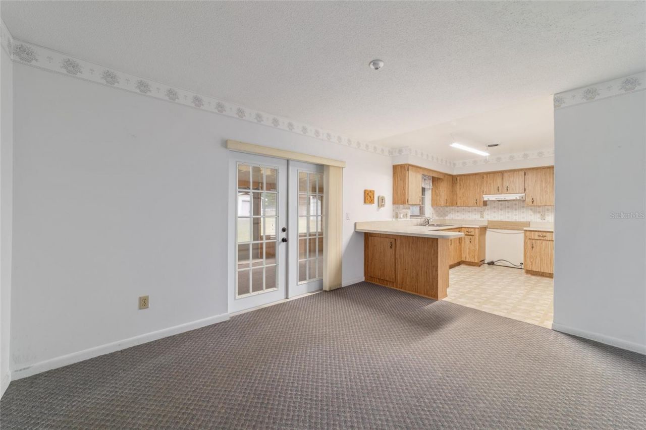 10496 SE Sunset Harbor Road, Summerfield, FL 34491 Photo