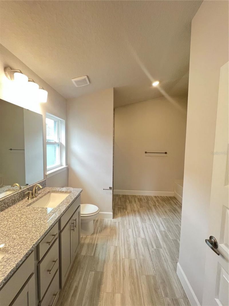 13064 Kent Bradley Street, Dade City, FL 33525 Photo