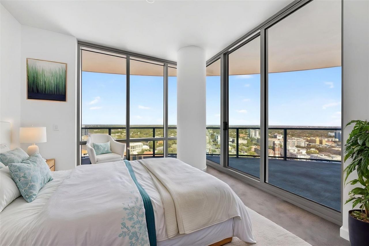 400 Central Avenue, Unit 2307, Saint Petersburg, FL 33701 Photo