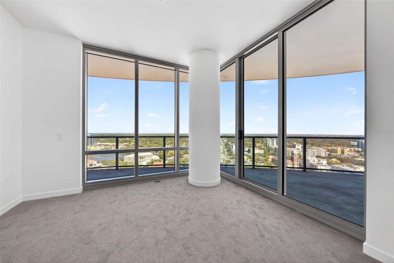 400 Central Avenue, Unit 2307, Saint Petersburg, FL 33701 Photo