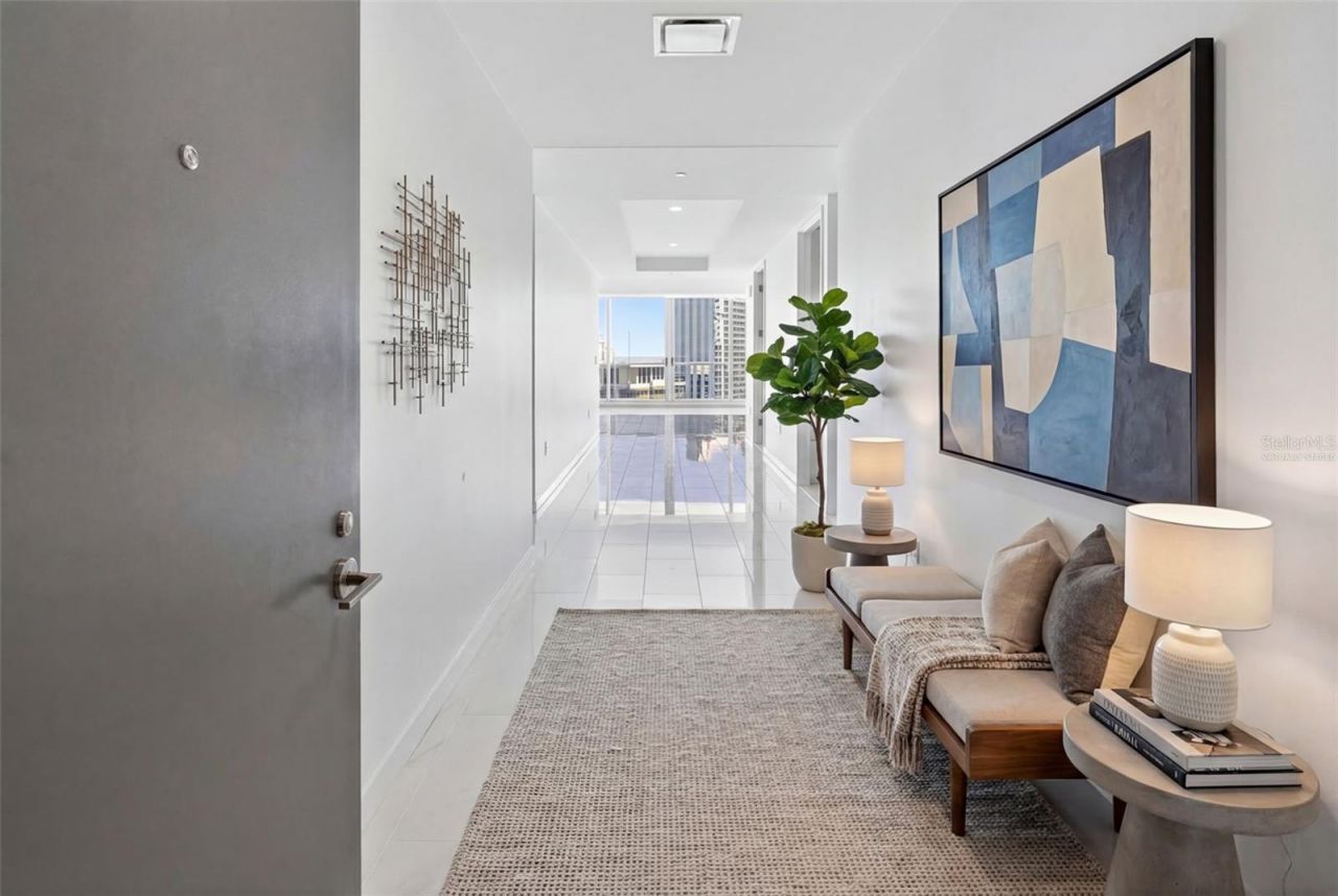 400 Central Avenue, Unit 2307, Saint Petersburg, FL 33701 Photo