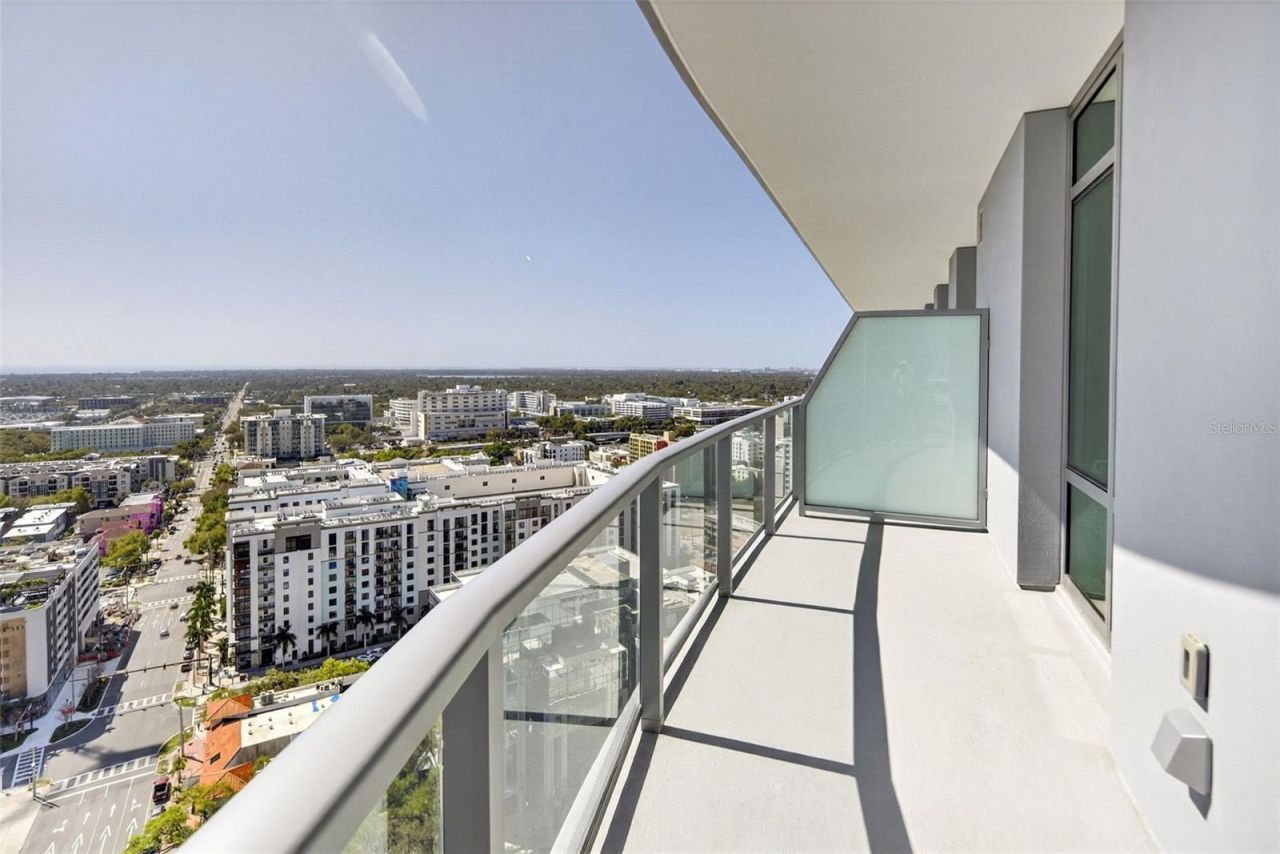 400 Central Avenue, Unit 2307, Saint Petersburg, FL 33701 Photo