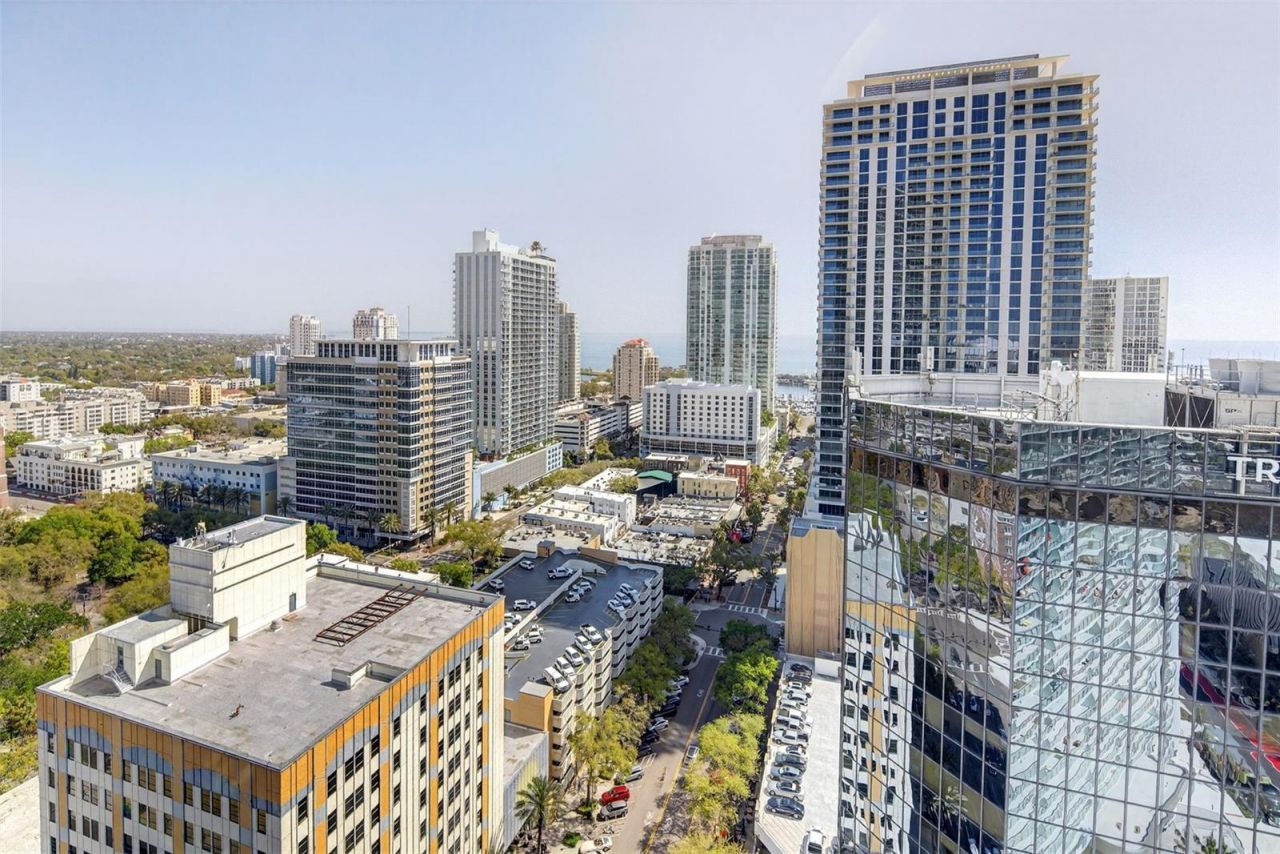 400 Central Avenue, Unit 2307, Saint Petersburg, FL 33701 Photo