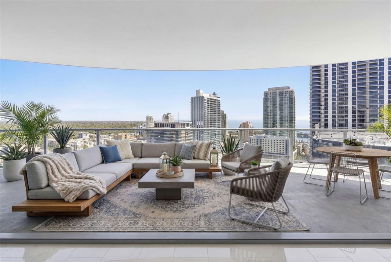 400 Central Avenue, Unit 2307, Saint Petersburg, FL 33701 Photo