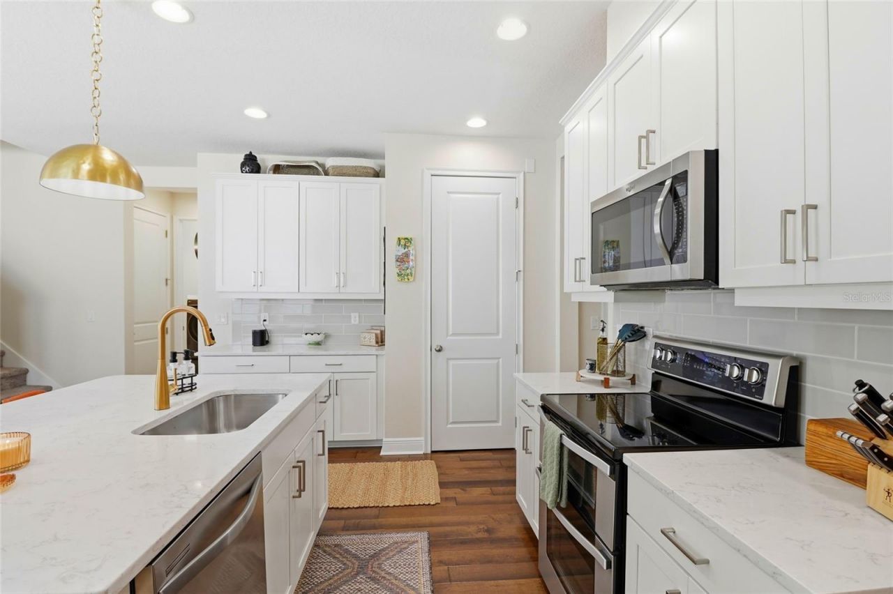 5225 Asher Court, Sarasota, FL 34232 Photo