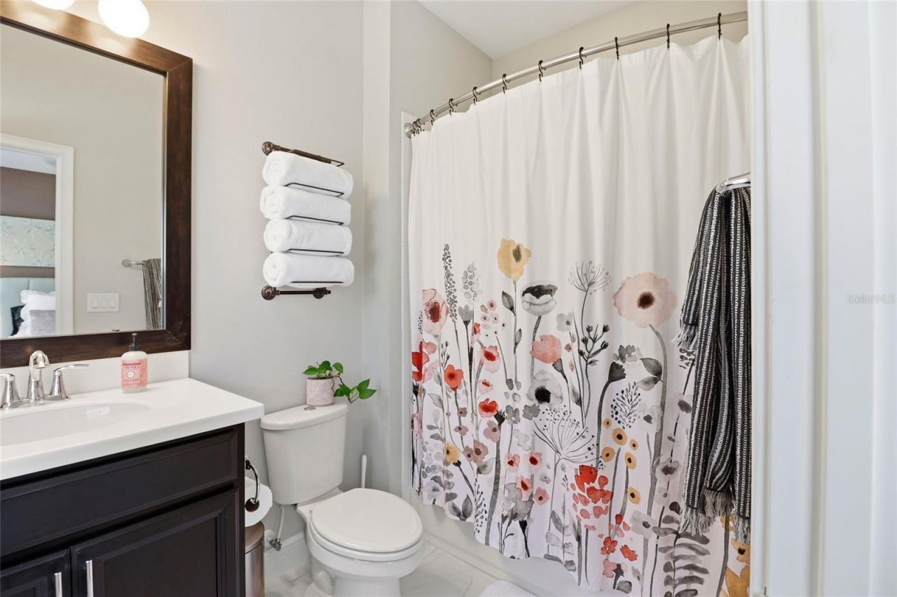 5225 Asher Court, Sarasota, FL 34232 Photo
