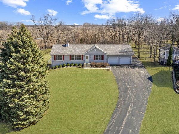 7302 Hickory , Wonder Lake, IL 60097