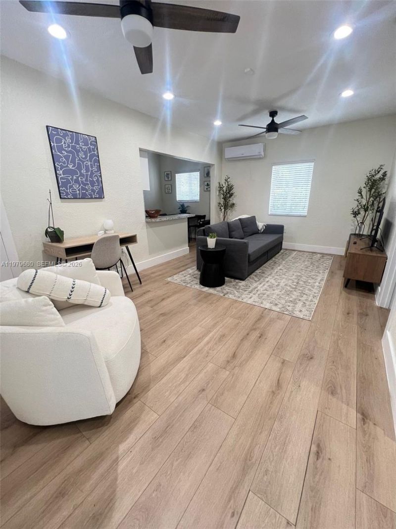 2315 Taylor St, Unit 3, Hollywood, FL 33020 Photo