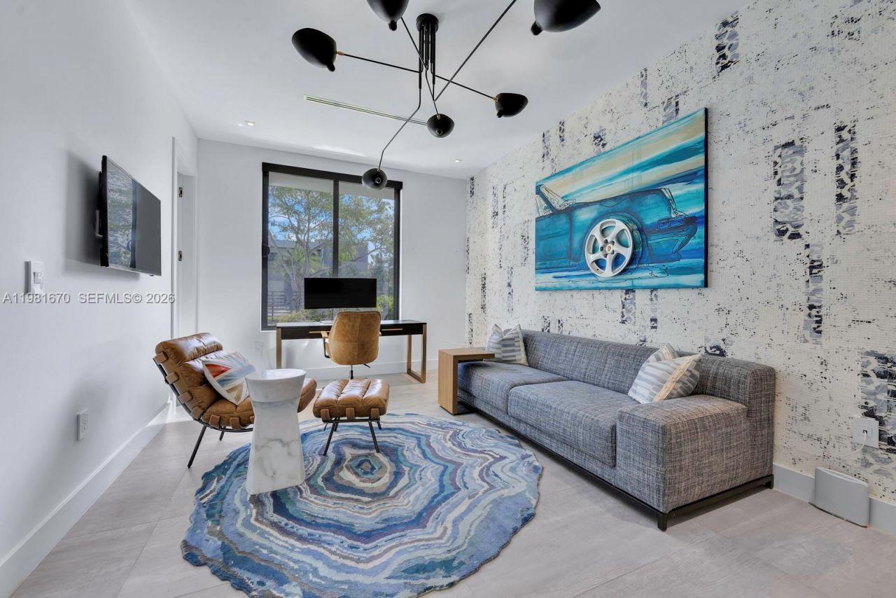 7900 SW 54th Ave , Miami, FL 33143 Photo