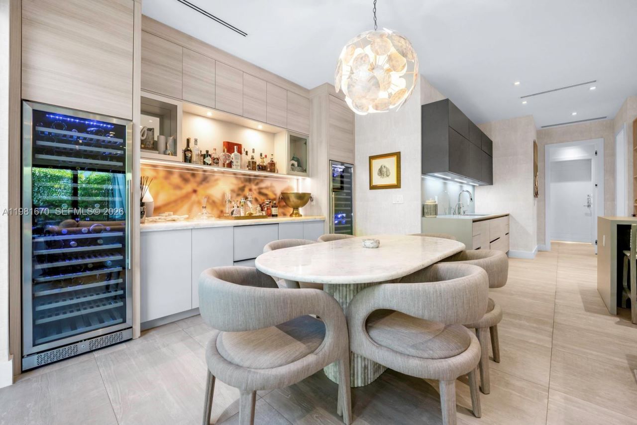 7900 SW 54th Ave , Miami, FL 33143 Photo