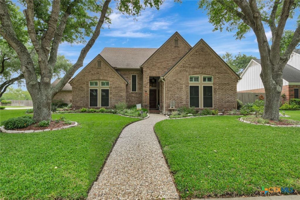 508 Masters Drive, Victoria, TX 77904 Main Photo