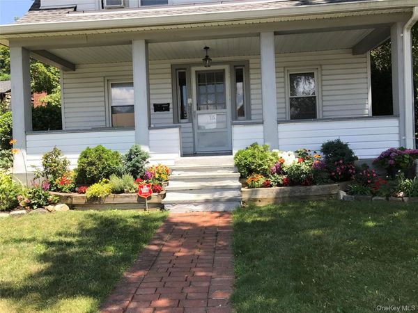 15 Maple Grove Street , Great Neck, NY 11023