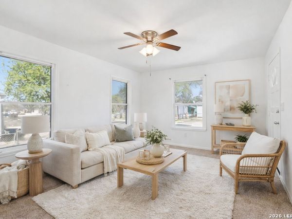 863 Cavalier, San Antonio, TX 78225