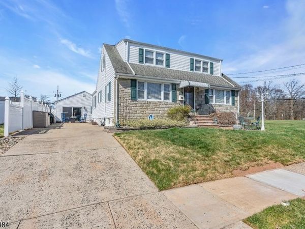 69 N 12Th Ave, Manville, NJ 08835