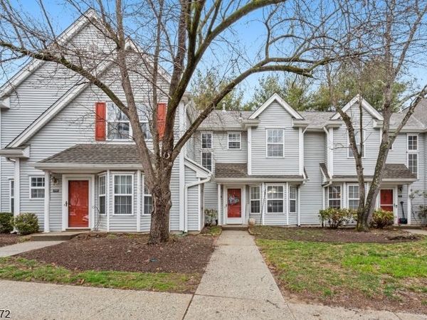 2703 Tudor Dr, Pequannock, NJ 07444