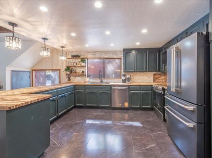 12621 Peregrine Drive, Truckee, CA 96161 Photo