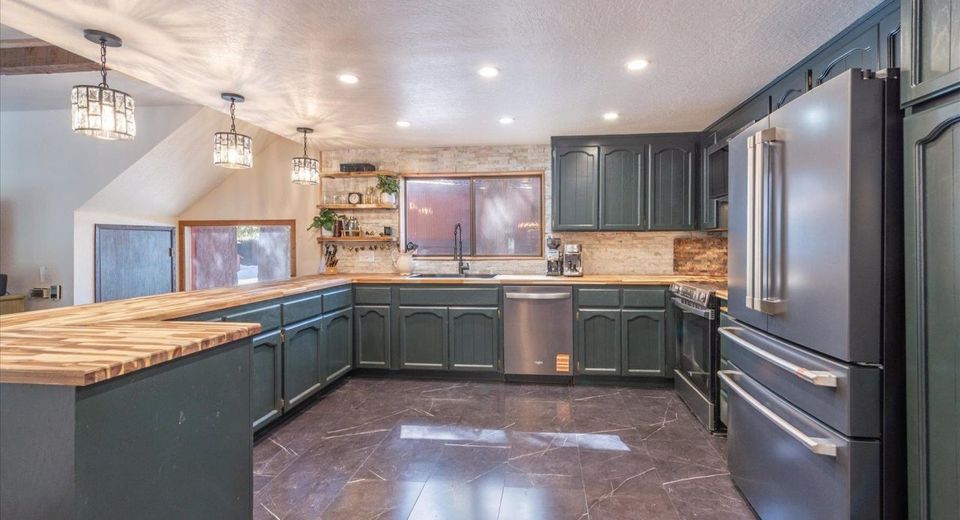 12621 Peregrine Drive, Truckee, CA 96161 Photo