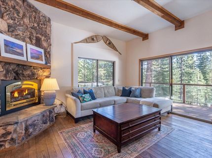 12621 Peregrine Drive, Truckee, CA 96161 Photo