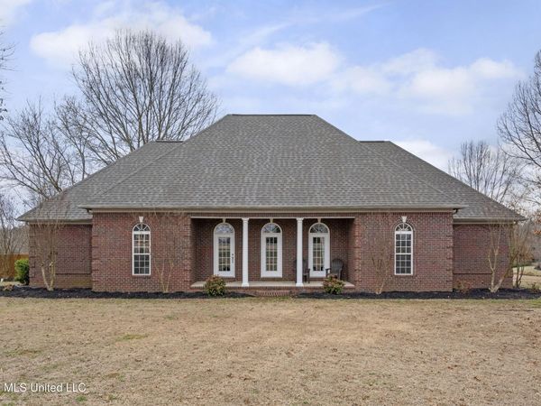 769 Golden Pond Circle, Coldwater, MS 38618