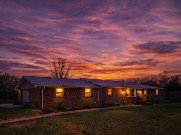 166 Bains Rd , Hillsboro, TN 37342