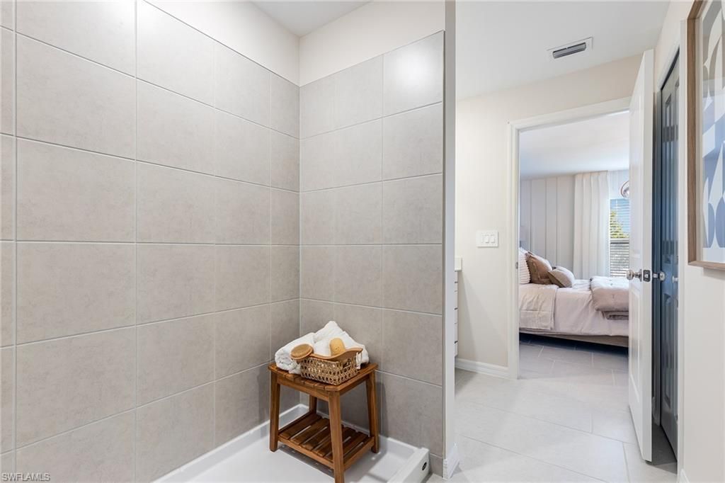 339 Marabou Dr , Lehigh Acres, FL 33936 Photo