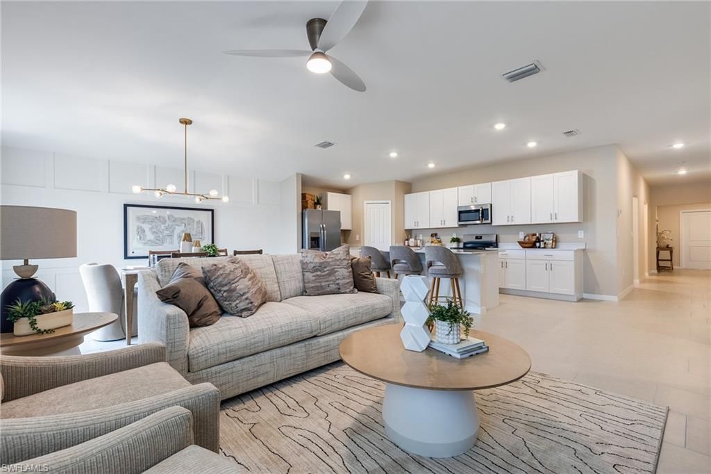 339 Marabou Dr , Lehigh Acres, FL 33936 Photo