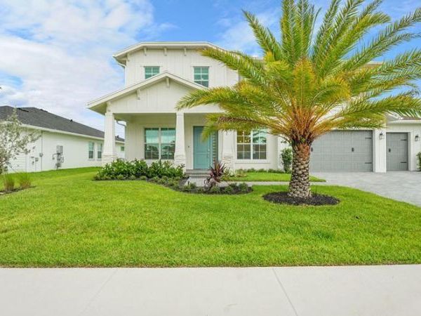601 Hookline Circle, Loxahatchee, FL 33470