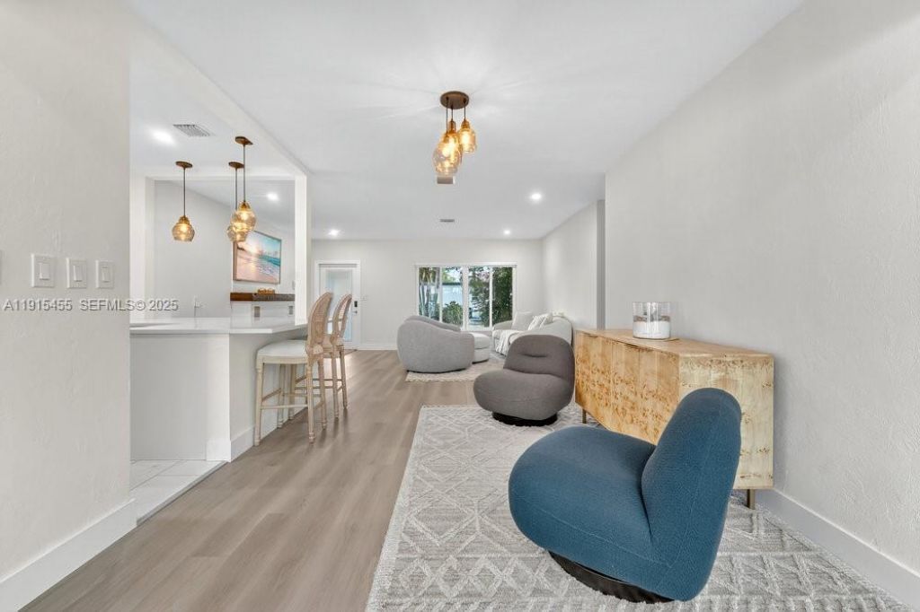 801 NE 19th Terrace, Fort Lauderdale, FL 33304 Photo