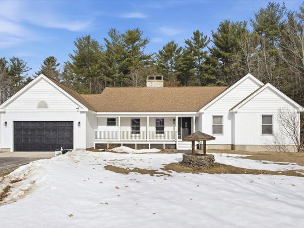 15 Kens Way, Pelham, NH 03076