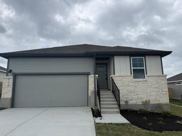 112 Hayburner RD, Burnet, TX 78611