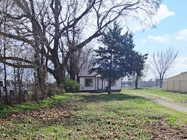 3834 W Admiral Boulevard , Tulsa, OK 74127