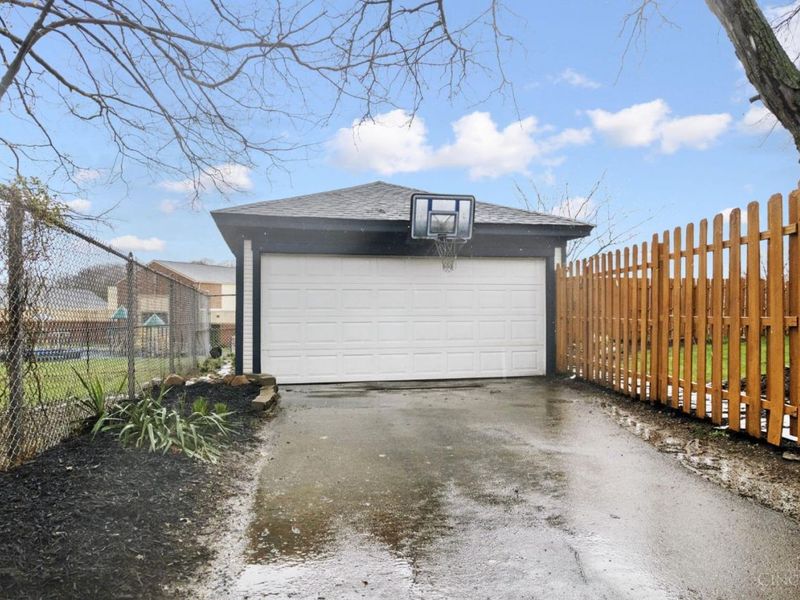 5055 Anderson Place, Cincinnati, OH 45227 Photo 63